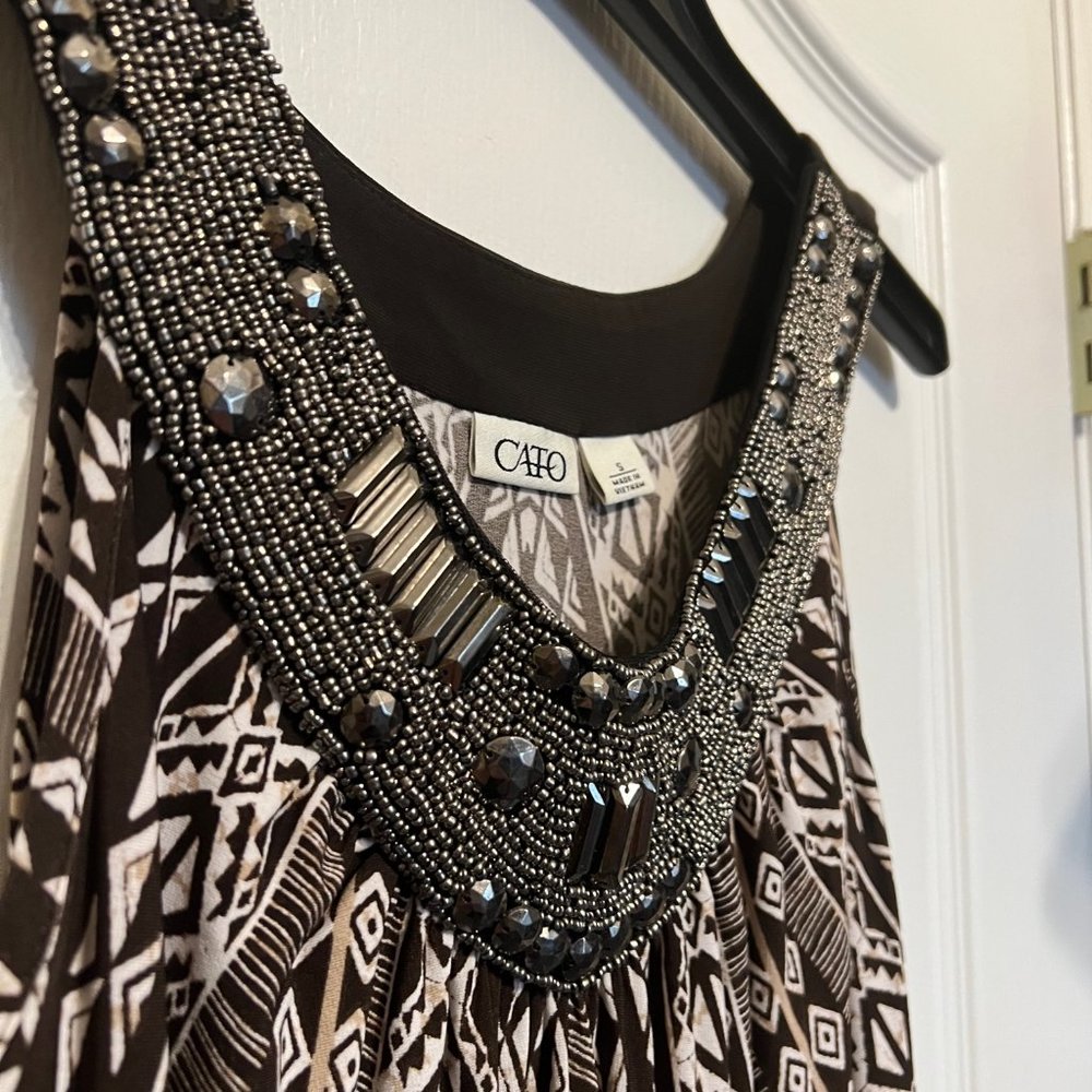 Cato-Small maxi Dress-embellished neck line, beads - Picture 9 of 11